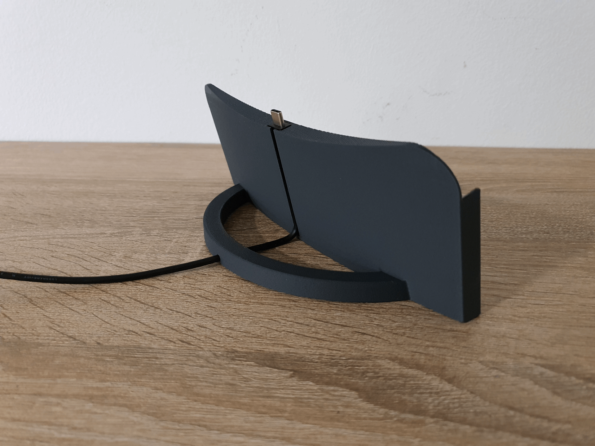 Playstation Portal Charging Stand - 3DPrintingLabDesigns