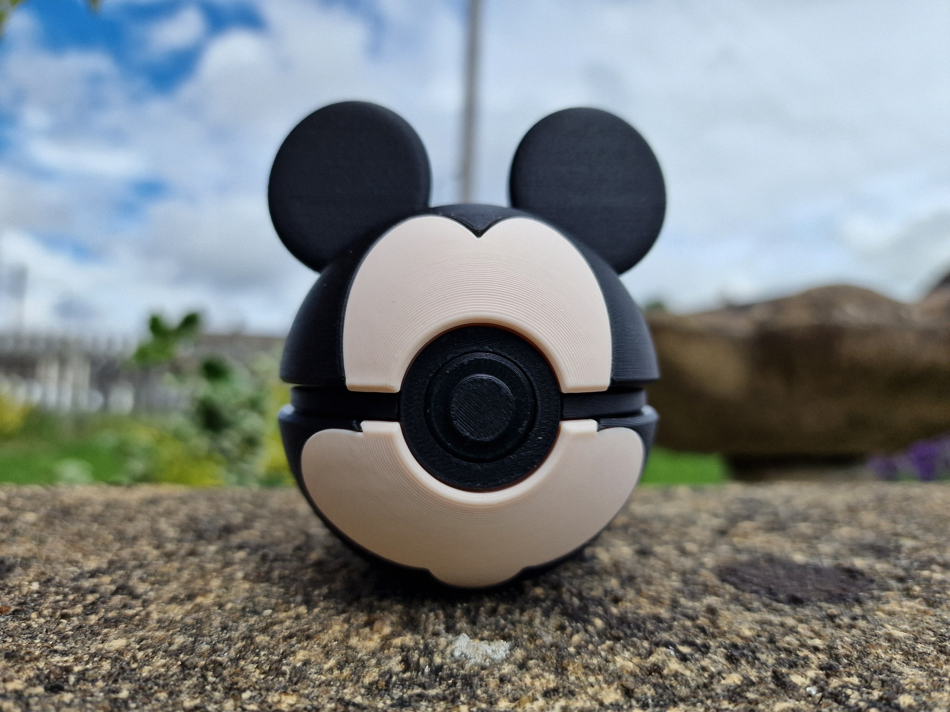 Mickey Pokeball Collector’s Edition | Pokeball Fan Art