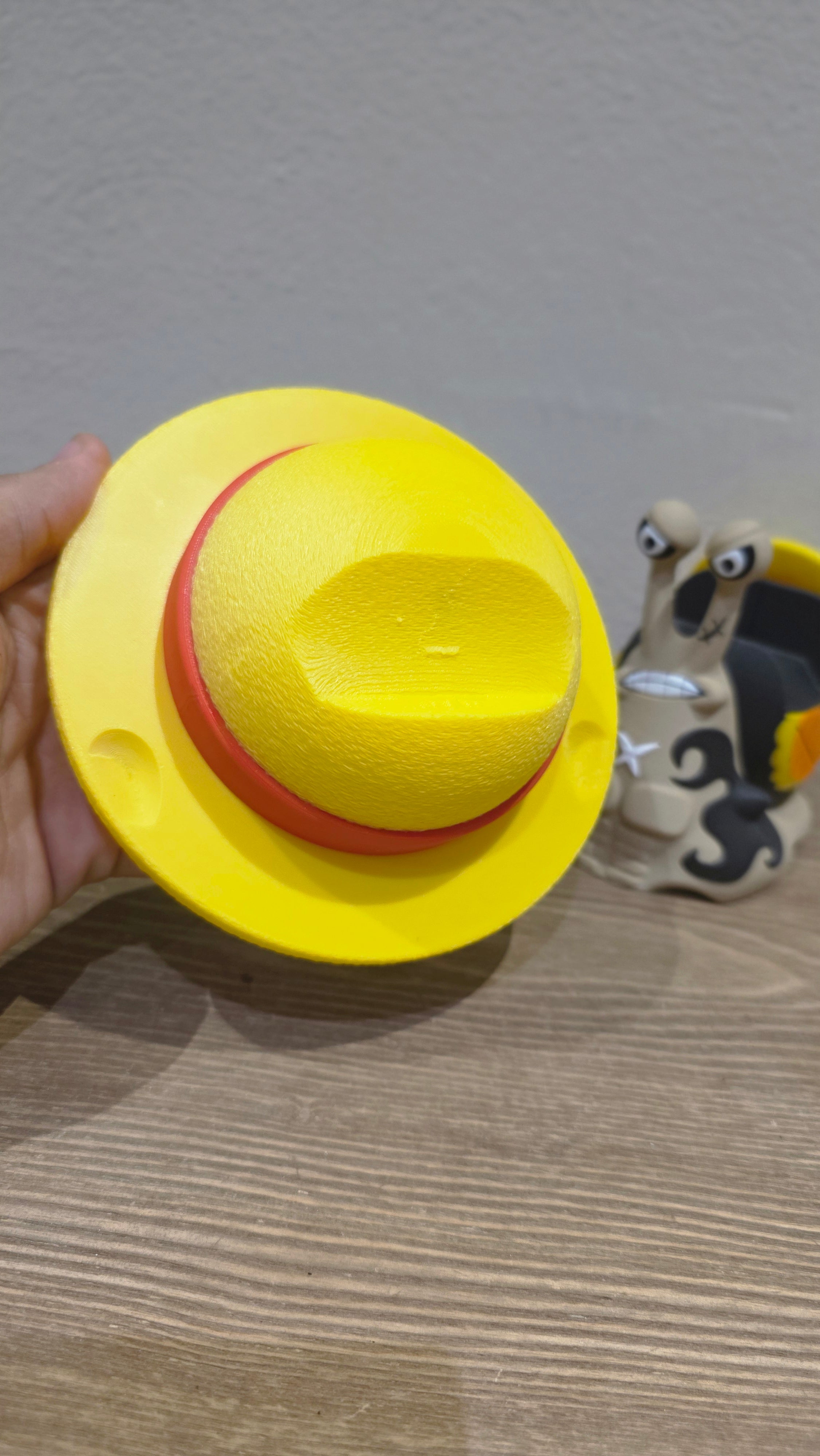 One Piece Luffy Straw Hat Controller Holder | PS5 Xbox Stand