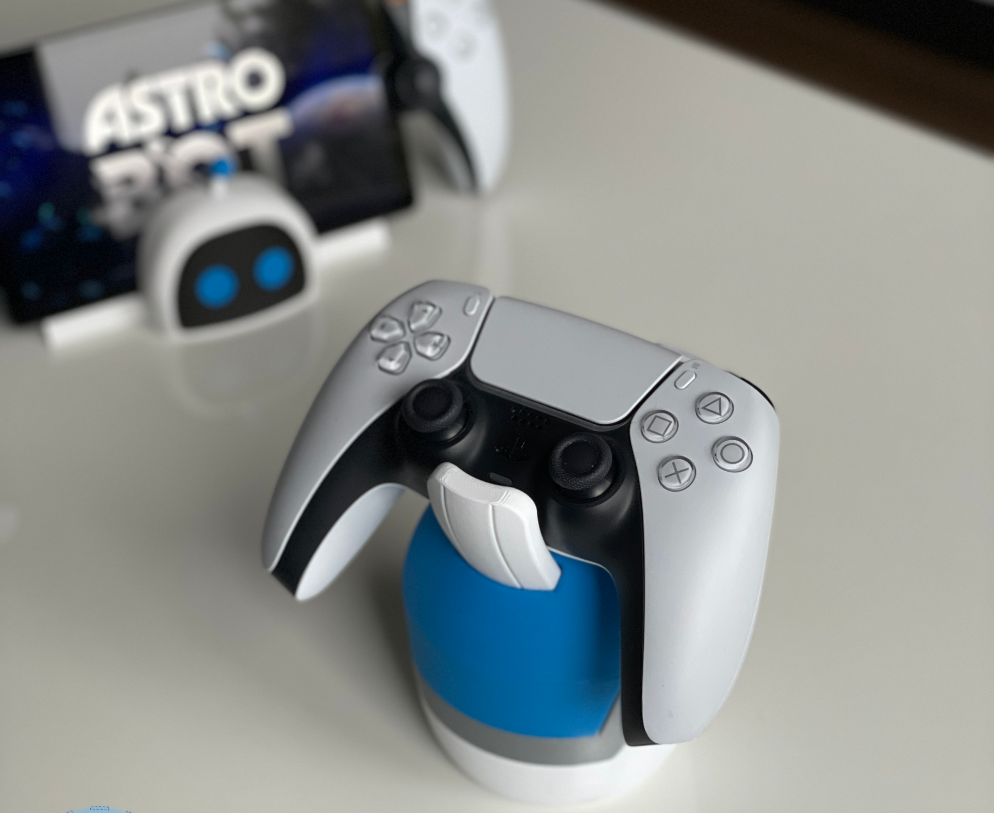 Astro Bot Controller Stand Hand Version - Playstation 5 Dualsense and Portal Holder Astrobot - Gift Idea - Birthday - Christmas Present