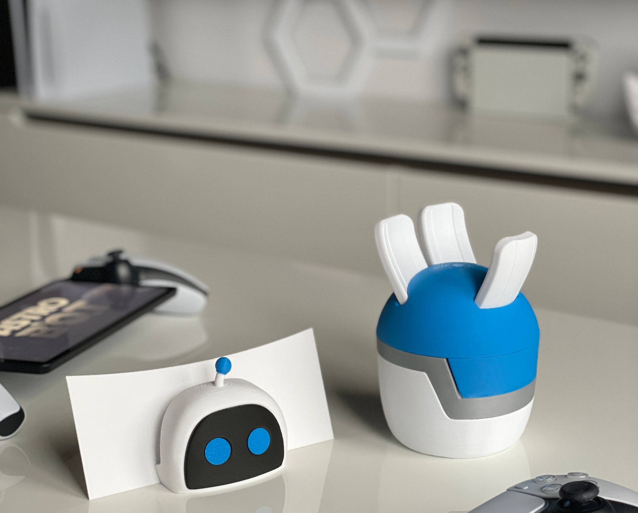Astro Bot Controller Stand Hand Version - Playstation 5 Dualsense and Portal Holder Astrobot - Gift Idea - Birthday - Christmas Present
