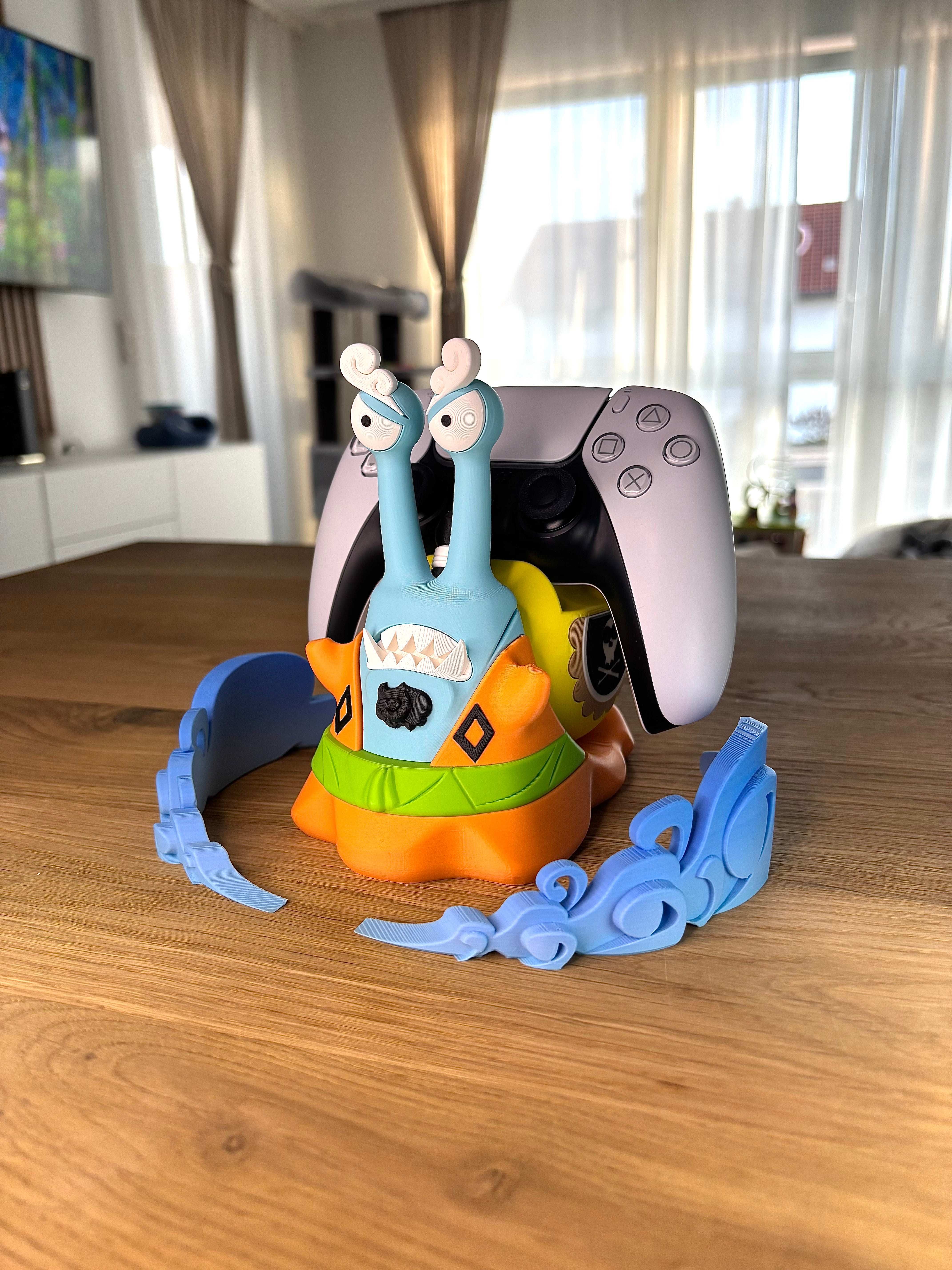 DIY Anime PS5 Controller Stand "Jinbe" Inspired from One Piece