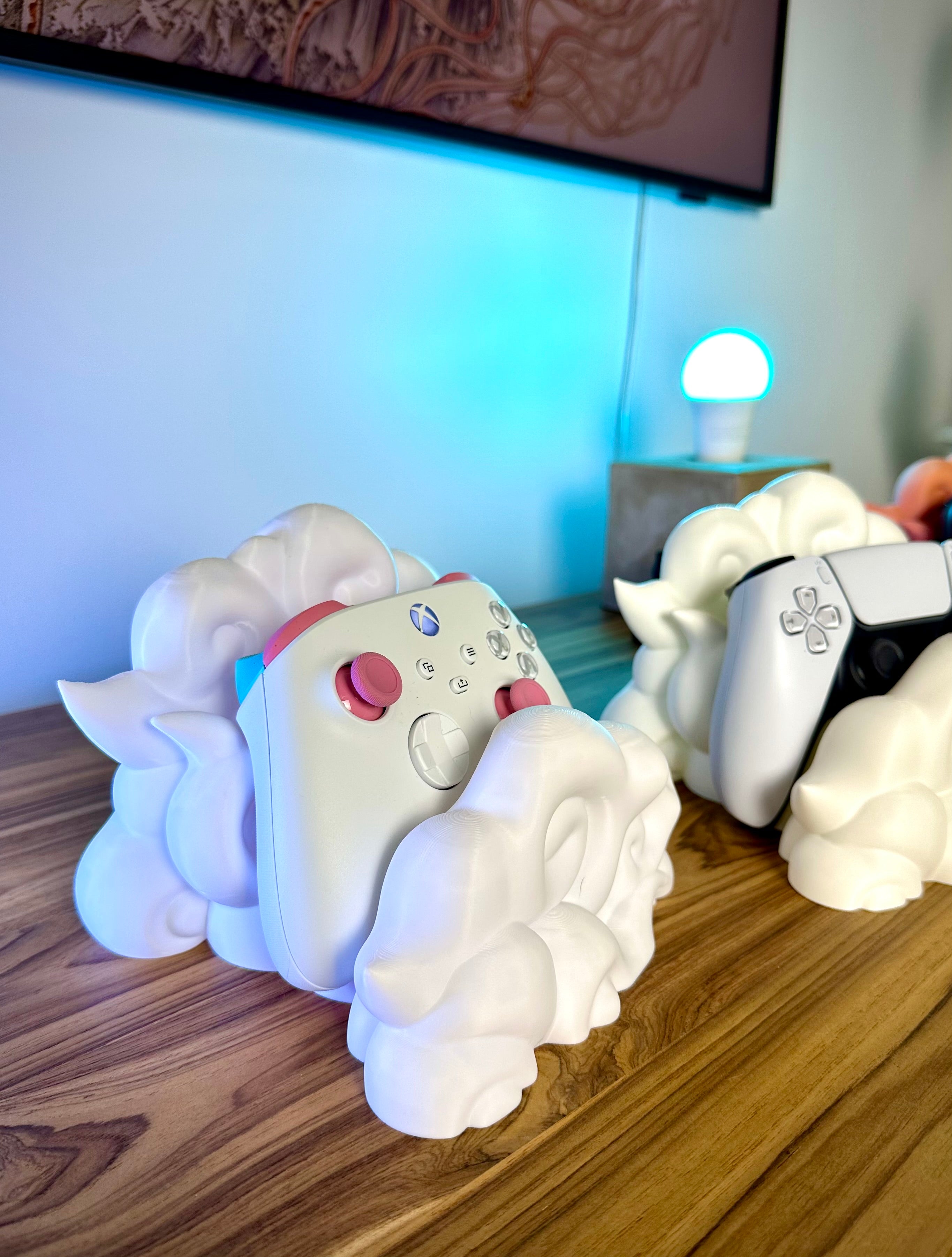 Cloud Controller Holder for PS5 XBOX and Switch Pro Controller in Japanese and Anime Look