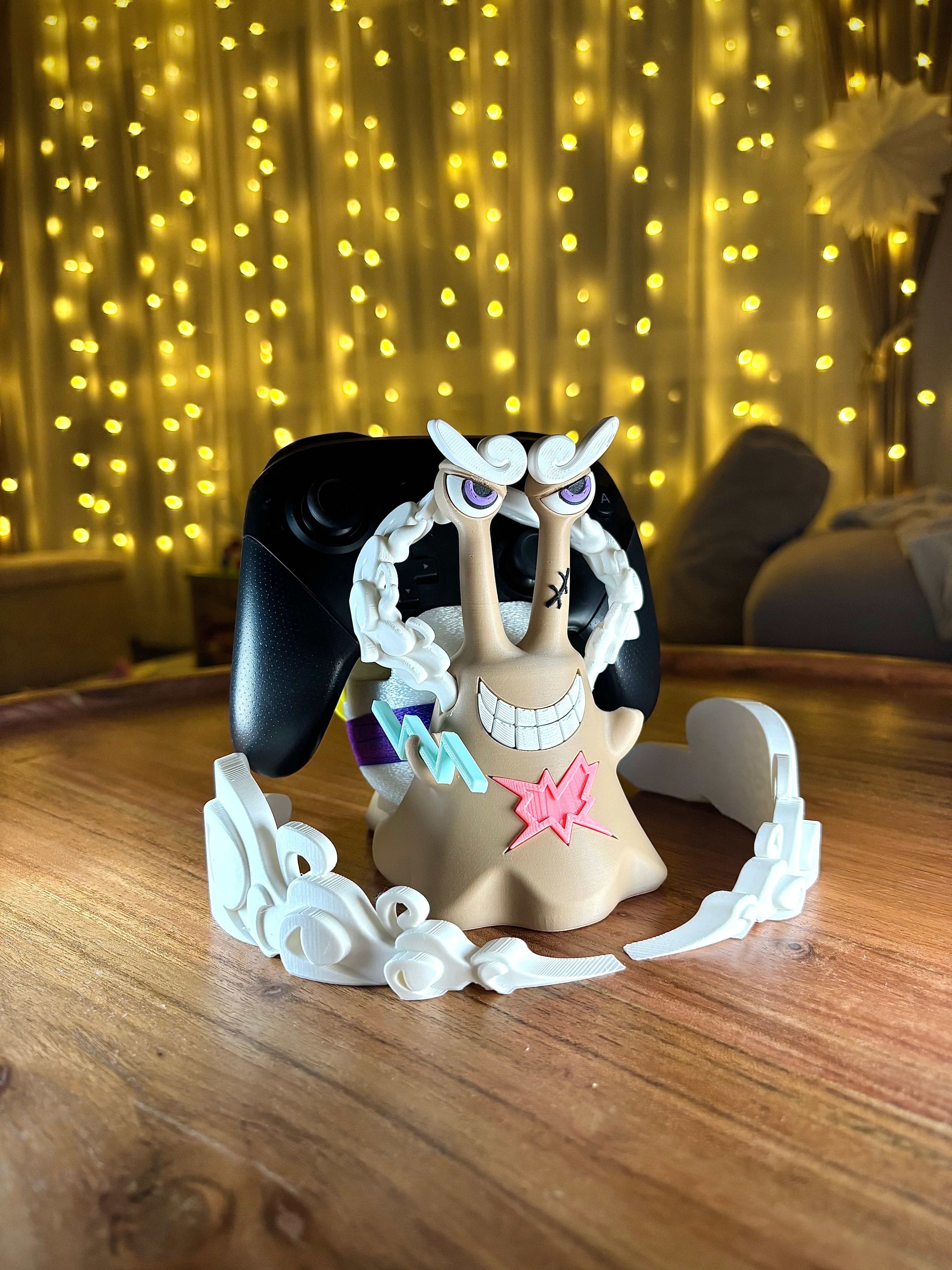 Gear 5 Pirate Snail Controller Stand | Anime & Gaming Accessories Fits Ps4, Ps5, Switch Pro, Xbox One and Series X Gaming Room Gift Decor