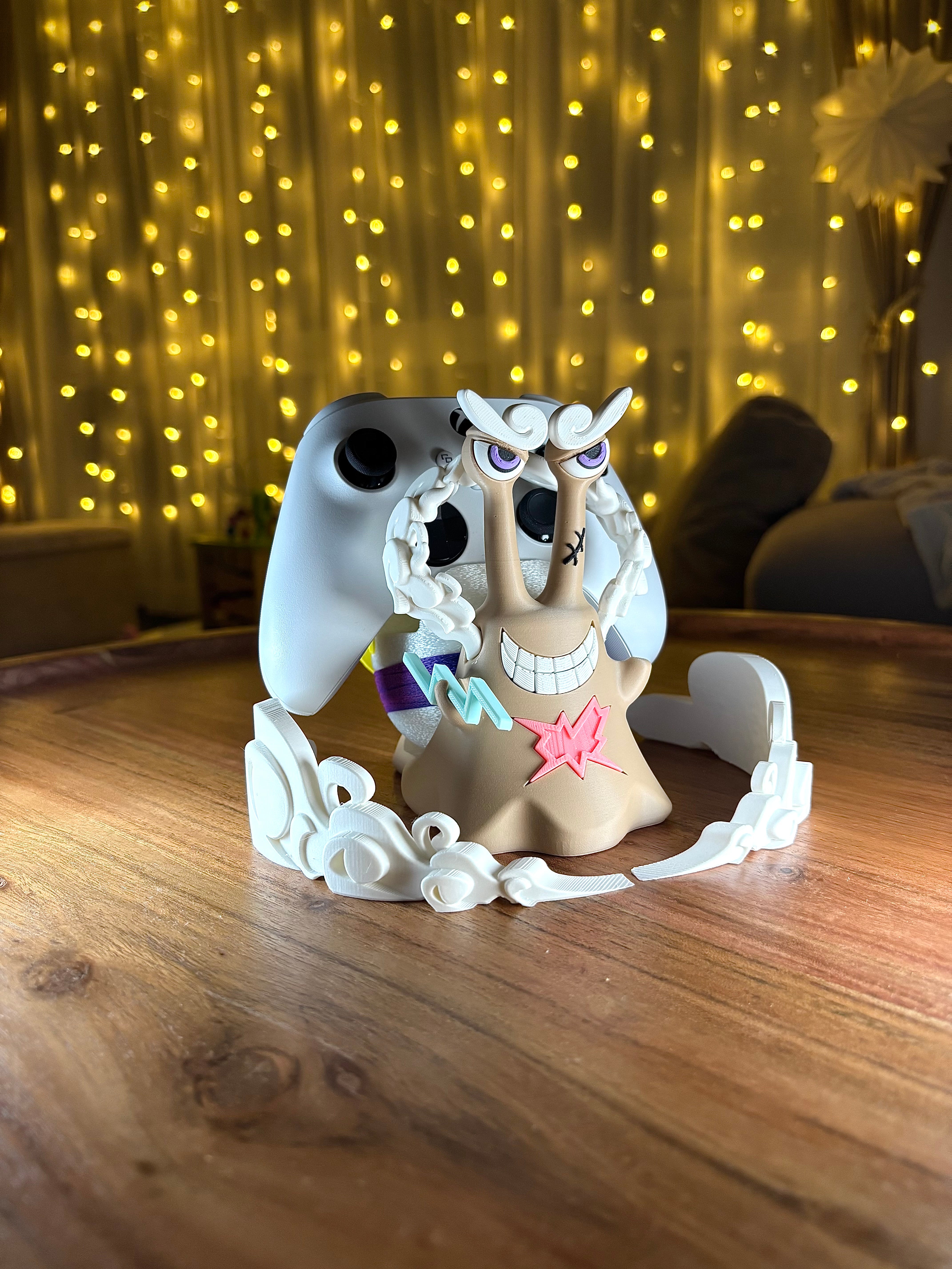 Gear 5 Pirate Snail Controller Stand | Anime & Gaming Accessories Fits Ps4, Ps5, Switch Pro, Xbox One and Series X Gaming Room Gift Decor