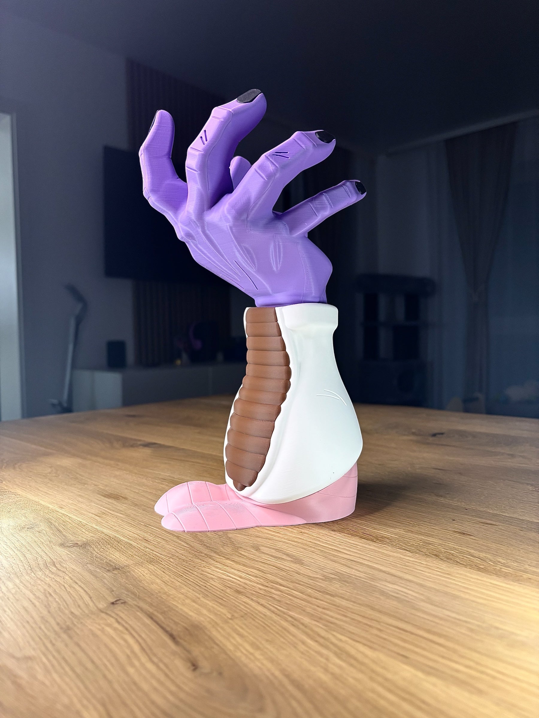 Frieza Controller Stand - 3D Printed First Form Dragon Ball Z Display - Gaming Desk Decor - Universal Holder for Xbox PS5 Switch