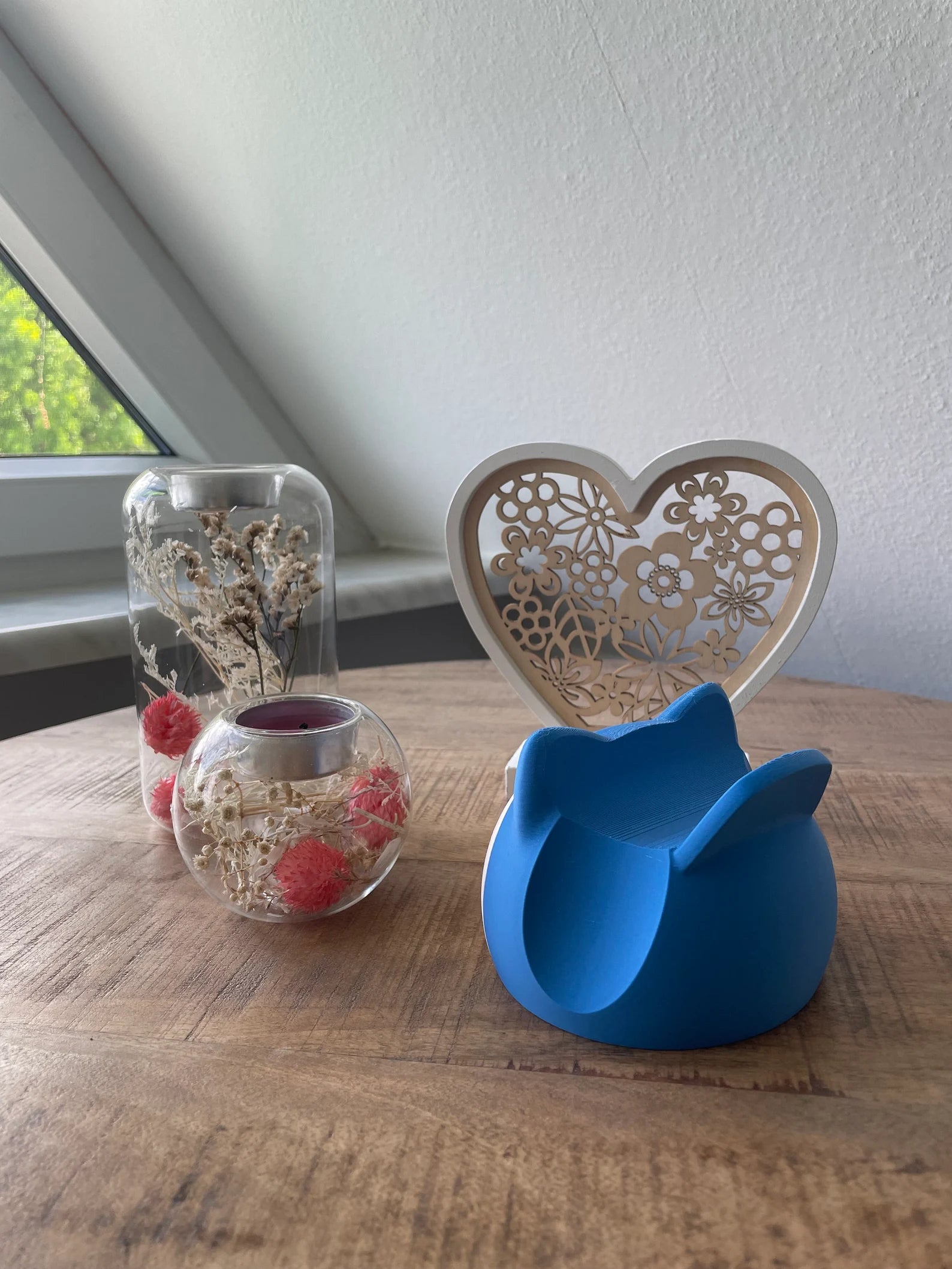 3D printed Snorlax Pokémon controller stand for PS5, Xbox, and Nintendo Switch