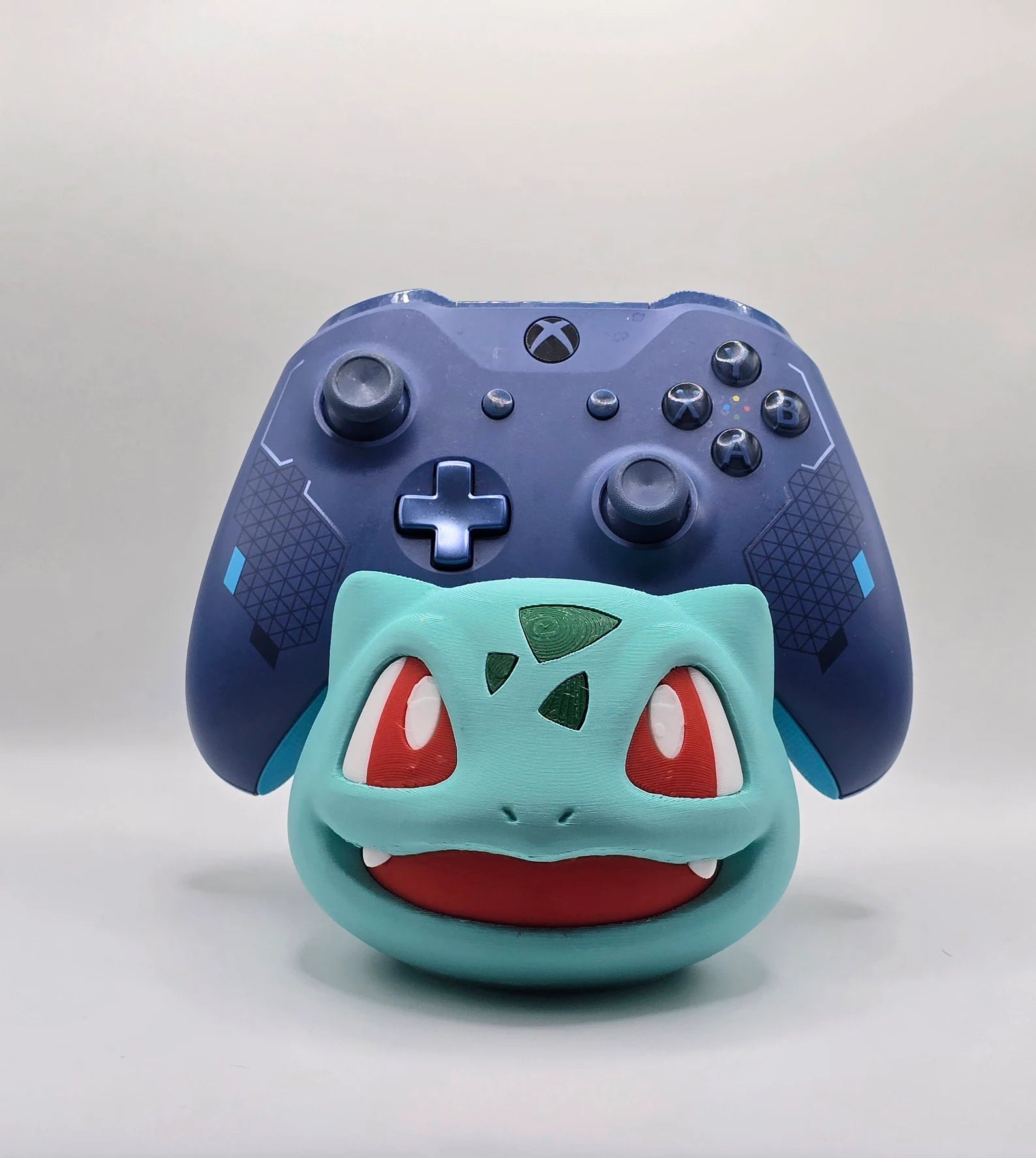Bulbasaur Pokemon Universal Controller Holder | Gaming Stand & Desk Organizer