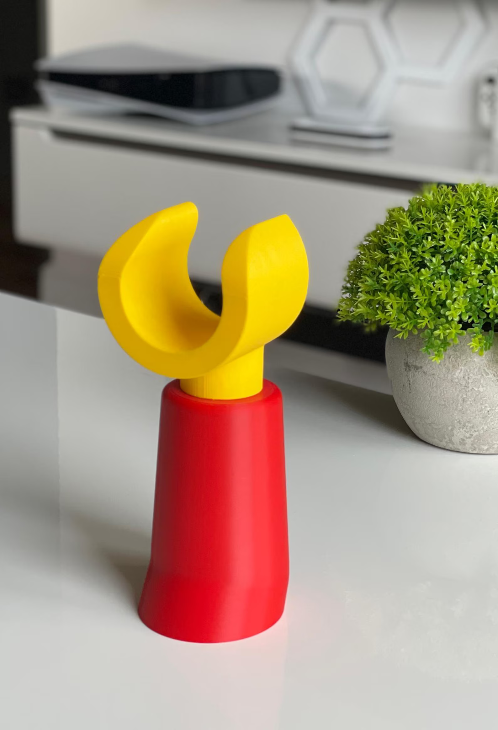 Βάση χειριστηρίου γενικής χρήσης σε στυλ Lego και βάση ακουστικών