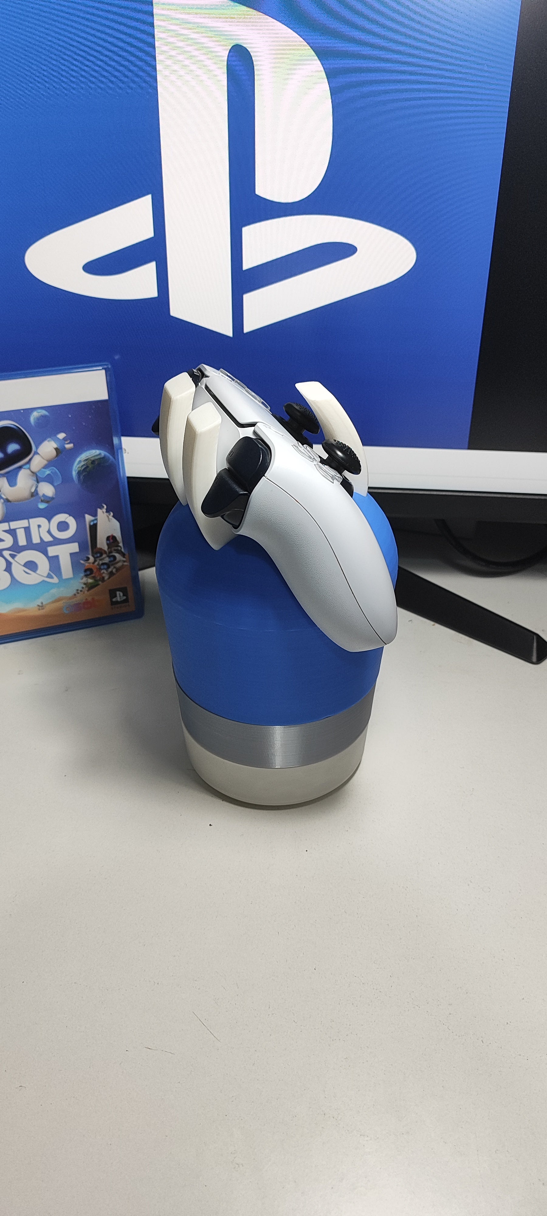 Astro Bot Controller Stand Hand Version - Playstation 5 Dualsense Holder Astrobot - Gift Idea - Birthday - Christmas Present