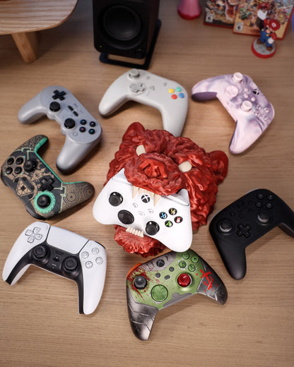 Bear Controller Stand – Xbox, PlayStation, Nintendo Switch Holder – Gamer Desk Decor – Unique Gift for Gamers
