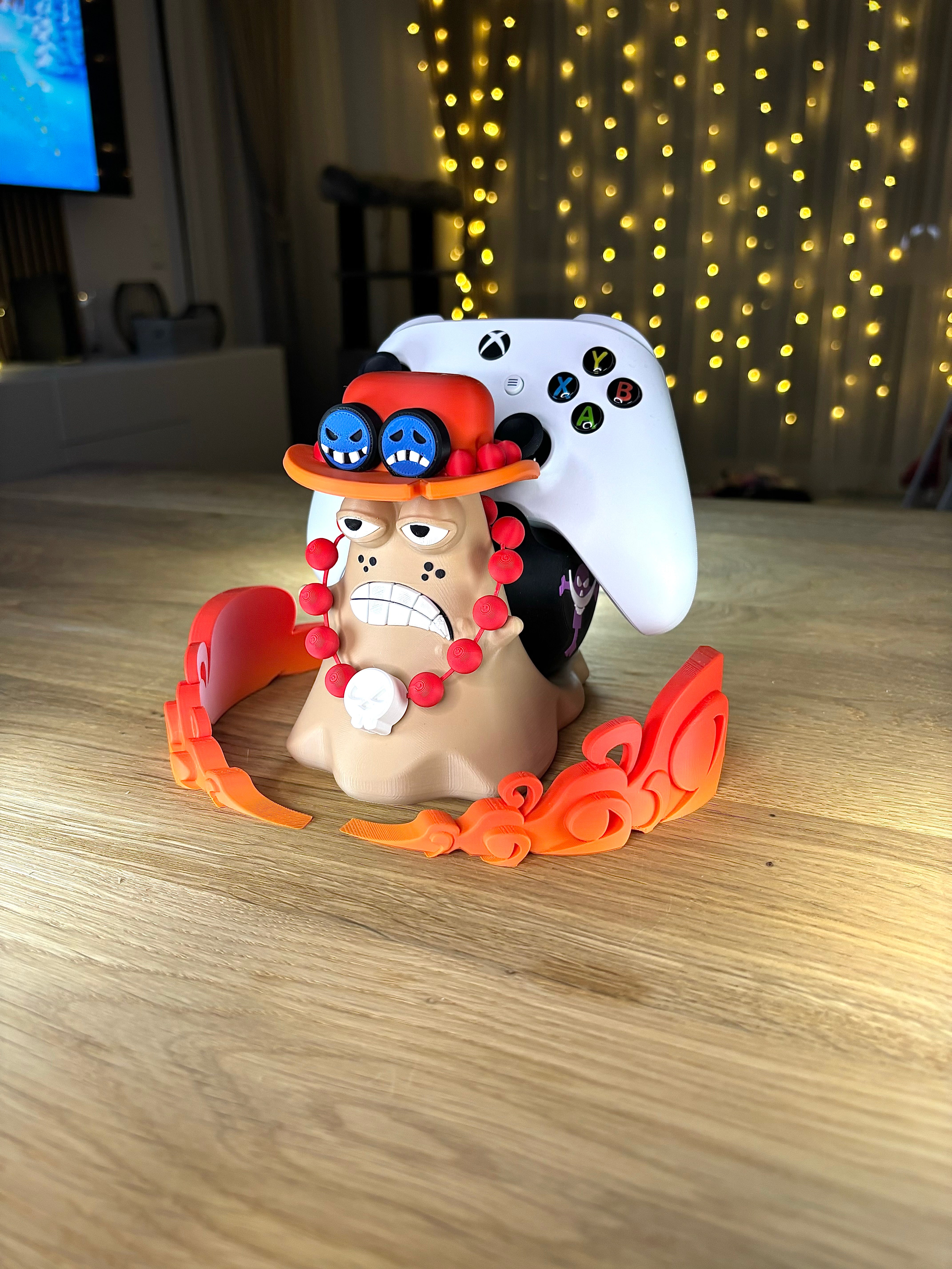 Ace One Piece Controller Stand – Anime Gamer Gift – Universal Holder for PS5, Xbox, Switch – Fire Fist Inspired Gaming Decor