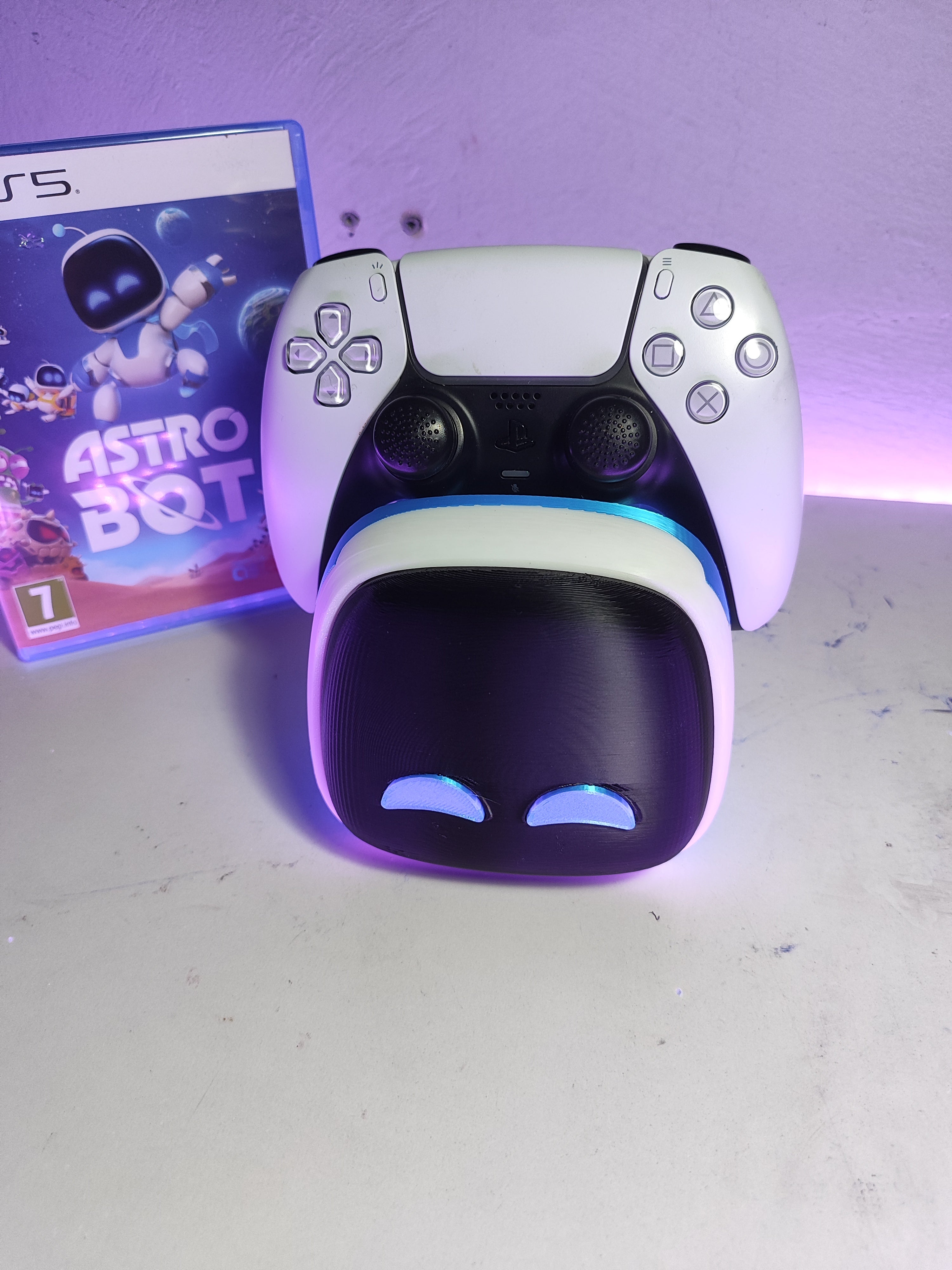 Astro Bot gift idea for PlayStation gamers and collectors