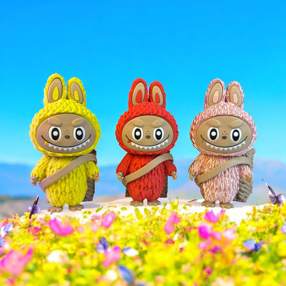 Labubu Doll Desk Organizer – Pop Mart Style Pencil Holder, Cute Monster Back-to-School Desk Friend