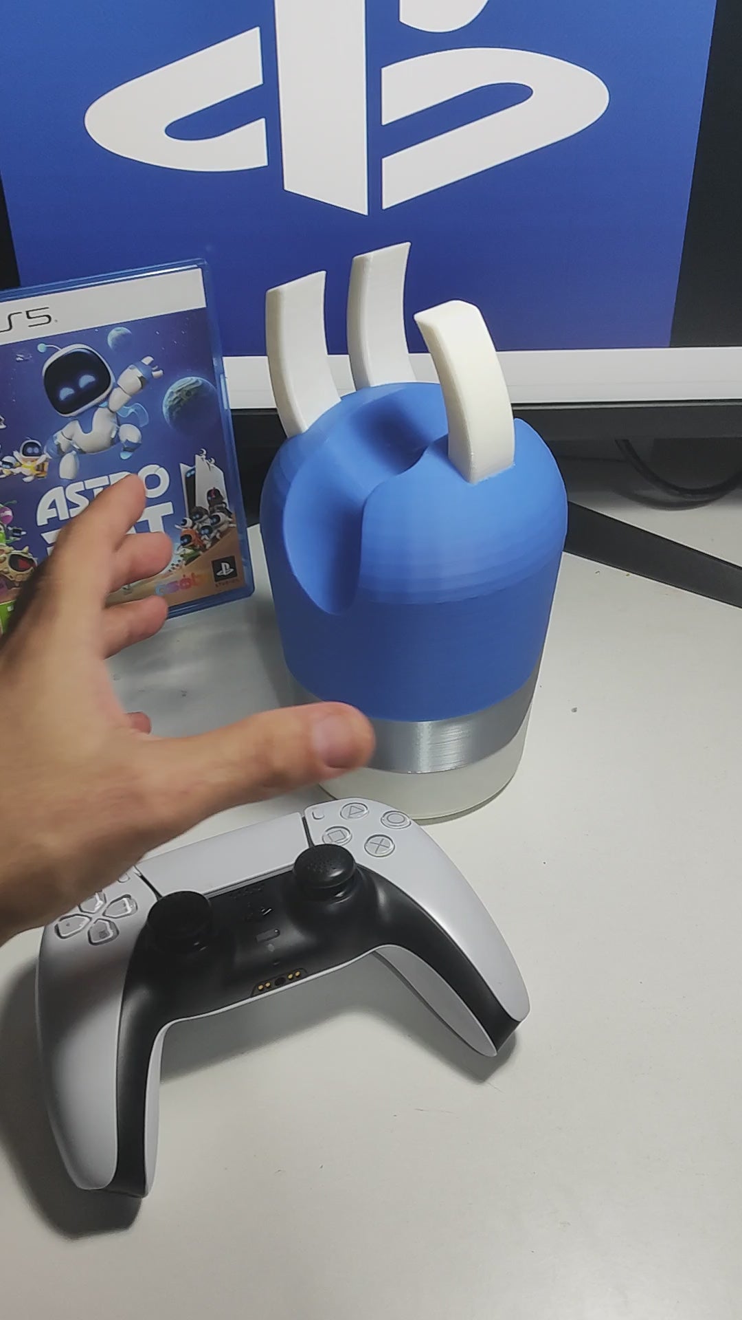 Astro Bot Controller Stand Hand Version - Playstation 5 Dualsense Holder Astrobot - Gift Idea - Birthday - Christmas Present